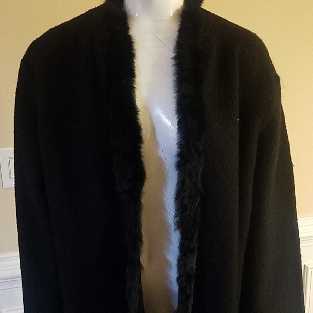 Parisian Signature Cardigan Trimmed In Fur